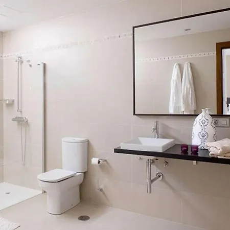 Puerto Del Carmen Sleeps 8 Pool Wifi プエルト・デル・カルメン